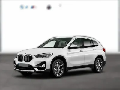 Gebraucht BMW X1 xLine 178 PS (130 kW) 2022 Weiß metallic SUV