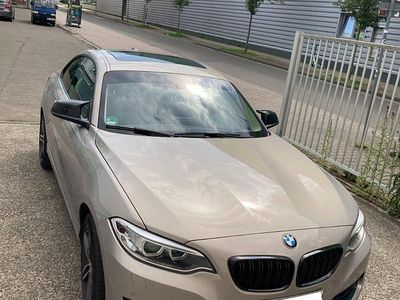 BMW 220