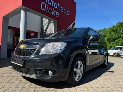 Gebraucht Chevrolet Orlando LT 141 PS (103 kW) 2012 Schwarz Van / Kleinbus