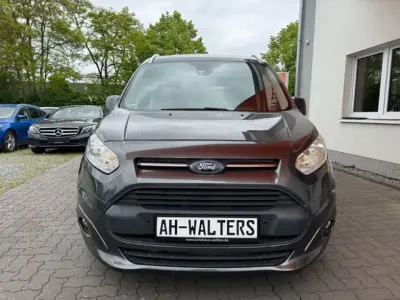 Gebraucht Ford Tourneo Connect Titanium 120 PS (88 kW) 2017 Grau Van / Kleinbus