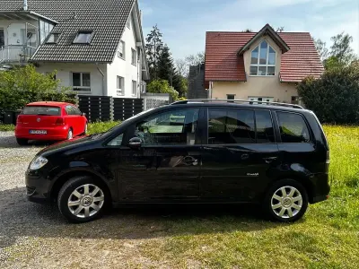 Gebraucht VW Touran Freestyle 102 PS (75 kW) 2010 Schwarz Van / Kleinbus