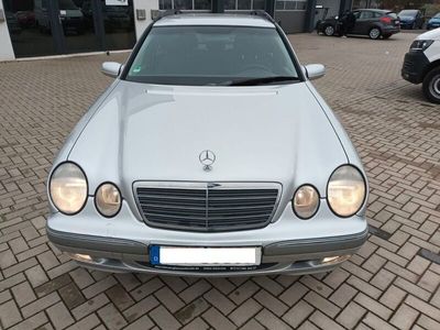 gebraucht Mercedes E240 ELEGANCE,105TKM, SERV/TÜV NEU