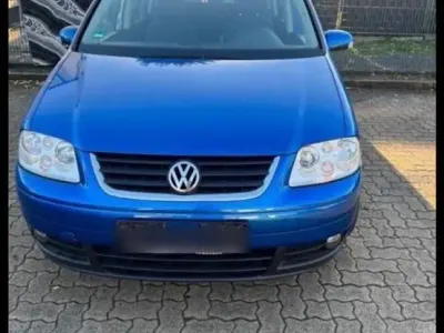 Gebraucht VW Touran 100 PS (73 kW) 2004 Blau Van / Kleinbus