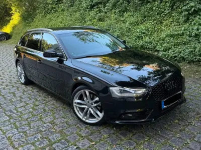 Gebraucht Audi A4 150 PS (110 kW) 2015 Schwarz Kombi