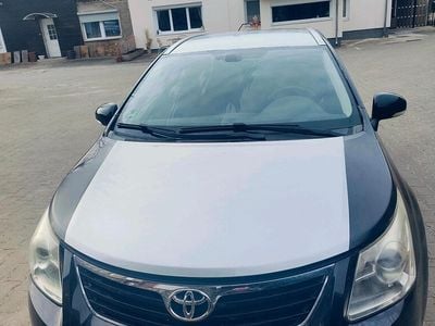 Gebraucht Toyota Avensis 150 PS (110 kW) 2010 Schwarz Kombi