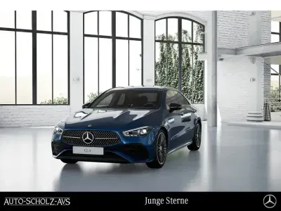 Gebraucht Mercedes CLA200 AMG 163 PS (119 kW) 2025 Blau Coupé
