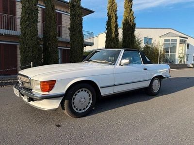 Second-hand Mercedes SL300 188 CP (138 kW) 1986 Alb Cabrio