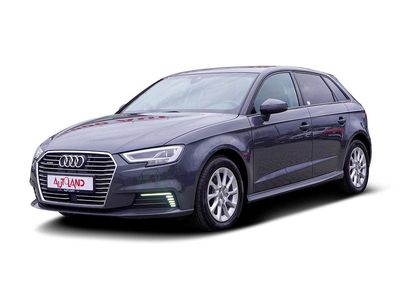 Grau Gebraucht 2020 Audi A3 Sportback e-tron Kleinwagen | 20.950 € (Fairer Preis)