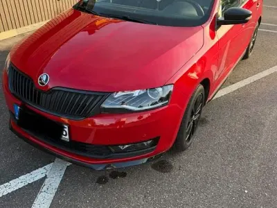 Gebraucht Skoda Rapid Monte Carlo 110 PS (80 kW) 2018 Rot Kleinwagen