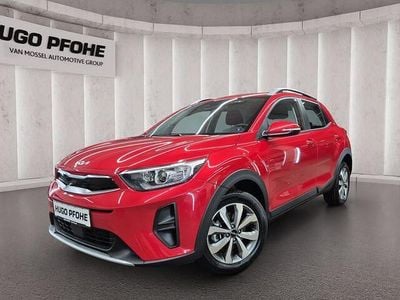 Używany Kia Stonic Vision 101 KM (74 kW) 2024 Czerwony SUV
