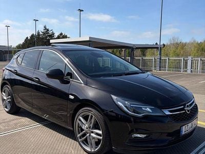 Używany Opel Astra Innovation 136 KM (100 kW) 2018 Czarny Sedan/Limuzyna