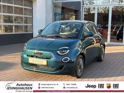 Neu Fiat 500 65 PS (47 kW) 2026 Gruen Kleinwagen