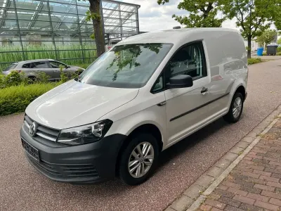 Gebraucht VW Caddy 102 PS (75 kW) 2020 Candyweiß Van / Kleinbus