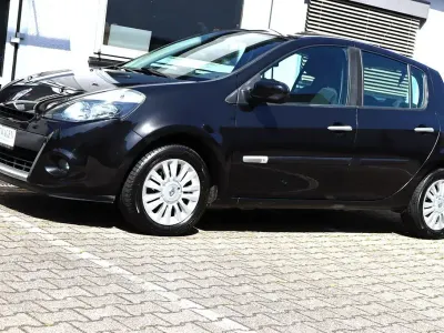 Gebraucht Renault Clio Dynamique 75 PS (55 kW) 2011 Schwarz Limousine