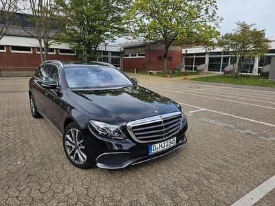 Second-hand Mercedes E220 Exclusive 194 CP (142 kW) 2017 Negru Berlinǎ