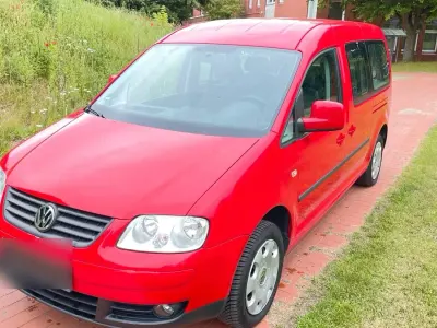 Gebraucht VW Caddy Life 102 PS (75 kW) 2009 Rot Van / Kleinbus