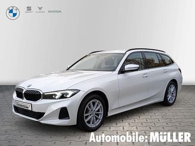 Weiss Gebraucht 2023 BMW 320 Shadowline Kombi | 36.880 € (Fairer Preis)