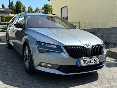 Gebraucht Skoda Superb SportLine 220 PS (161 kW) 2018 Grau Limousine