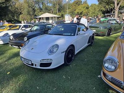 Porsche 911 Carrera GTS