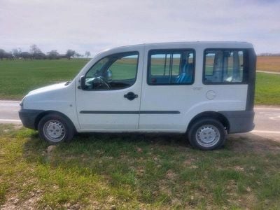 Second-hand Fiat Doblò 65 CP (47 kW) 2005 Alb Monovolum