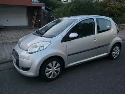 Gebraucht Citroën C1 Style 68 PS (50 kW) 2011 Silber Kleinwagen