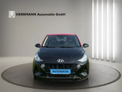 Gebraucht Hyundai i10 Intro Edition 84 PS (61 kW) 2020 Schwarz Kleinwagen