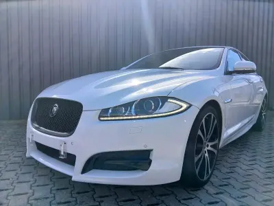 Gebraucht Jaguar XF R-Sport 200 PS (147 kW) 2013 Weiß Limousine