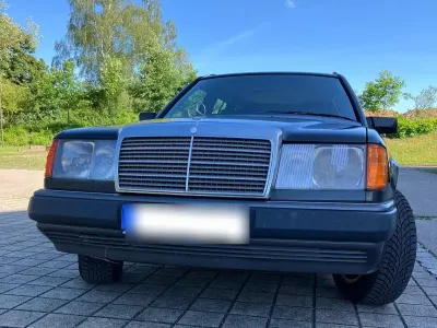 Gebraucht Mercedes E320 220 PS (161 kW) 1993 Schwarz Kombi