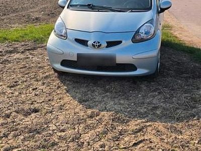 Gebraucht Toyota Aygo 67 PS (49 kW) 2006 Grau Kleinwagen
