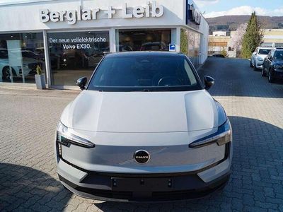 Grau Gebraucht 2025 Volvo EX30 Ultra SUV | 37.990 € (Etwas zu teuer)
