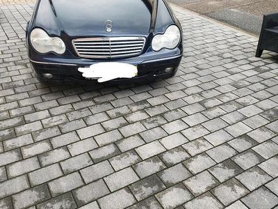 Mercedes C240