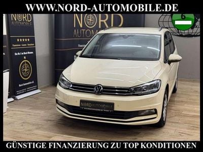 Gebraucht VW Touran 150 PS (110 kW) 2024 Beige Van / Kleinbus
