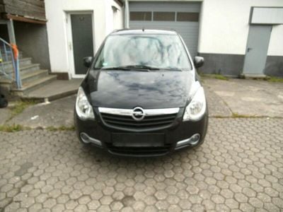 Opel Agila