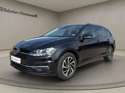 Gebraucht VW Golf VII 125 PS (91 kW) 2018 Schwarz Kombi