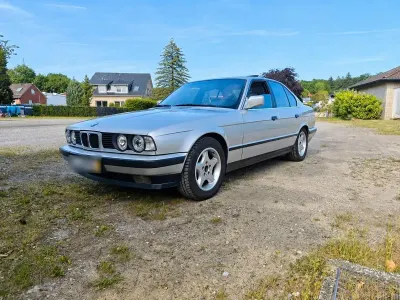 Gebraucht BMW 520 150 PS (110 kW) 1991 Silber Limousine