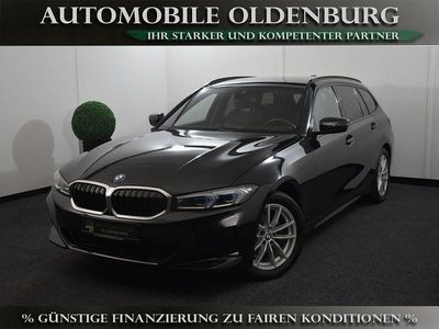 Begagnad BMW 318 Performance 150 HK (110 kW) 2023 Svart Kombi