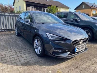 Grau Gebraucht 2025 Seat Leon FR Limousine | 27.990 € (Fairer Preis)