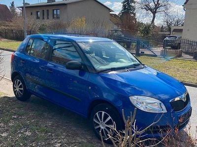 Gebraucht Skoda Fabia 60 PS (44 kW) 2009 Blau Kleinwagen