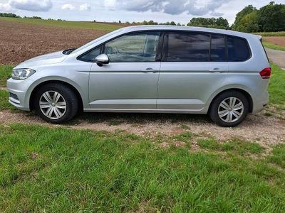 Gebraucht VW Touran Trendline 110 PS (80 kW) 2016 Silber Van / Kleinbus