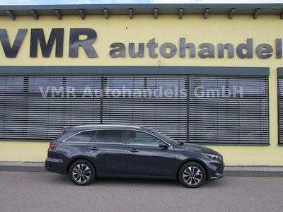 Neu Kia Ceed Sportswagon 140 PS (102 kW) 2025 Grau Kombi