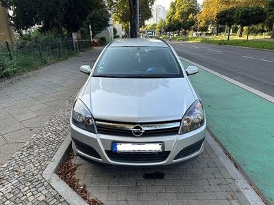 Gebraucht Opel Astra 105 PS (77 kW) 2005 Silber Limousine