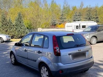 Usata Ford Fiesta 80 CV (58 kW) 2006 Blu Utilitaria