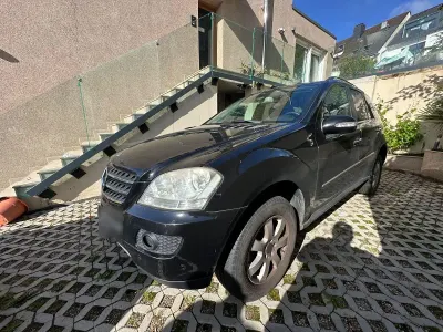 Gebraucht Mercedes ML280 190 PS (139 kW) 2008 Schwarz SUV