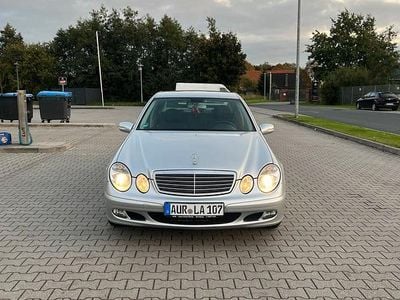 Mercedes E200
