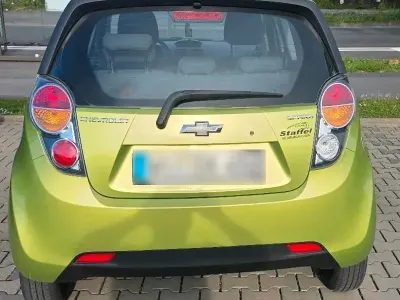 Gebraucht Chevrolet Spark 68 PS (50 kW) 2010 Grün Kleinwagen