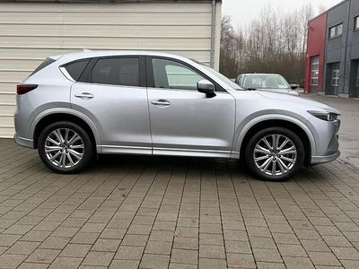 Sonic silver sonic silver Gebraucht 2023 Mazda CX-5 Takumi-Line SUV | 31.105 € (Fairer Preis)