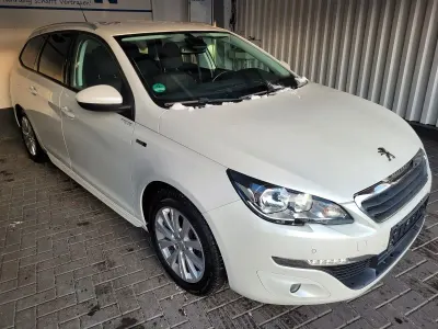 Gebraucht Peugeot 308 SW Style 131 PS (96 kW) 2017 Weiß Kombi