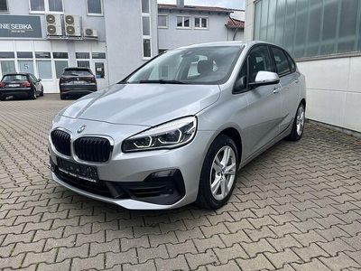 BMW 225
