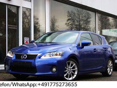 Lexus CT200h