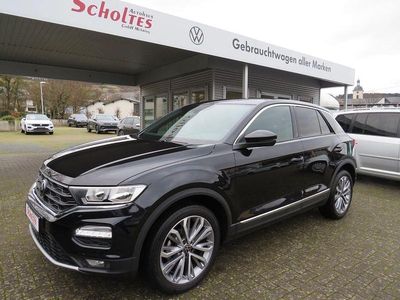 Gebraucht VW T-Roc Sportline 150 PS (110 kW) 2021 Deep black perleffekt SUV